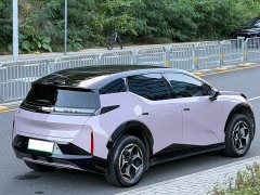 Zeekr X Five-Seat Rear-Wheel Drive - ფოტო 5
