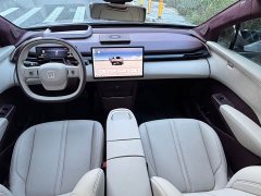 Zeekr X Five-Seat Rear-Wheel Drive - ფოტო 8