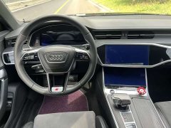 Audi A6L New Energy 55 TFSI e quattro - ფოტო 9