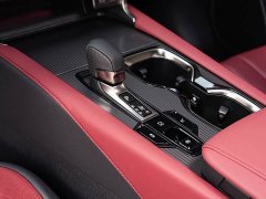 Lexus RX 500h AWD F SPORT Performance - ფოტო 17