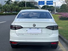 Volkswagen Lavida Advanced 1.5L New Yi Edition - ფოტო 13
