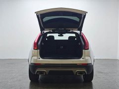 Cadillac XT4 28T FWD Luxury - ფოტო 12