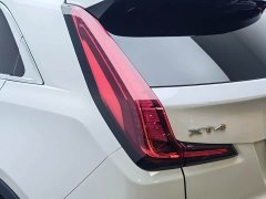 Cadillac XT4 28T FWD Luxury - ფოტო 7