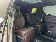 Toyota Grevias 2.5L Hybrid Flagship VIP Edition - ფოტო 12
