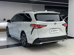 Toyota Grevias 2.5L Hybrid Flagship VIP Edition - ფოტო 18