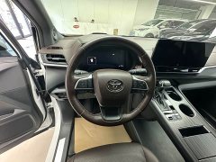 Toyota Grevias 2.5L Hybrid Flagship VIP Edition - ფოტო 7
