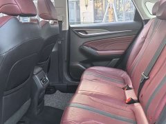 Changan Eado PLUS Blue Whale NE 1.4T GDI DCT Fashion Edition - ფოტო 10