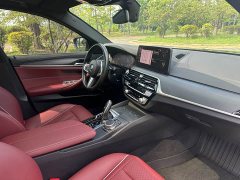 BMW 5 Series 530Li Premier M Sport Package - ფოტო 16