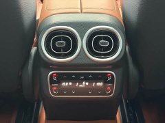 Mercedes-Benz GLC 260 L 4MATIC Dynamic 5-Seater - ფოტო 9
