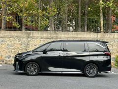 Lexus LM 500h Six-Seat Premium Edition - ფოტო 3