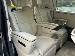 Lexus LM 500h Six-Seat Premium Edition - ფოტო 9