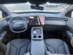 XPeng G7 Extended Range 1704 Max Tech Edition - ფოტო 9