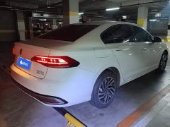 Volkswagen Bora 200TSI DSG Comfort Edition - ფოტო 3