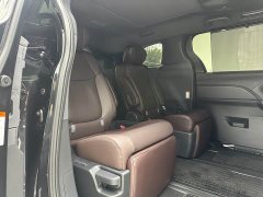 Toyota Gravia 2.5L Hybrid Respect MAX AWD Edition - ფოტო 17