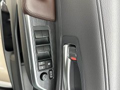 Toyota Gravia 2.5L Hybrid Respect MAX AWD Edition - ფოტო 6