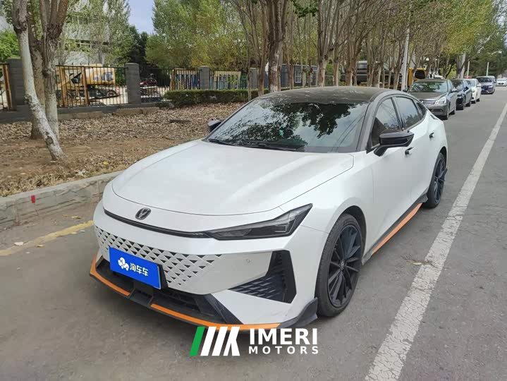 Changan UNI-V 1.5T Premium Sport - ავტომობილი ჩინეთიდან