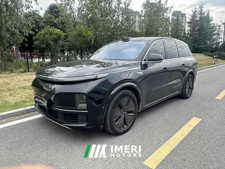 Li Auto L8 Max - ავტომობილი ჩინეთიდან