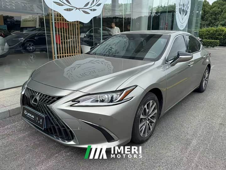 Lexus ES 200 Premium Edition - ავტომობილი ჩინეთიდან