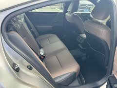 Lexus ES 200 Premium Edition - ფოტო 4
