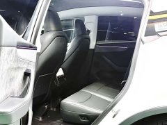 Tesla Model Y Long Range All-Wheel Drive - ფოტო 5