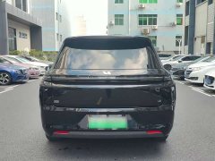 Li Auto Ideal L8 Air - ფოტო 5