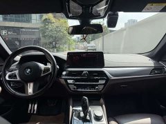 BMW 5 Series (Imported) 540i Elegance M Sport Package - ფოტო 17