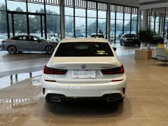 BMW 3 Series Facelift 325Li M Sport Package - ფოტო 8