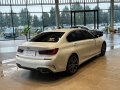 BMW 3 Series Facelift 325Li M Sport Package - ფოტო 9