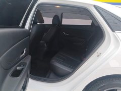 Hyundai Elantra 1.5L CVT LUX Prestige Edition - ფოტო 11