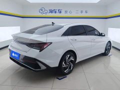 Hyundai Elantra 1.5L CVT LUX Prestige Edition - ფოტო 3
