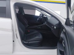 Hyundai Elantra 1.5L CVT LUX Prestige Edition - ფოტო 8