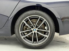 BMW 5 Series 525Li M Sport Package - ფოტო 12