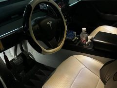 Tesla Model Y Rear-Wheel Drive - ფოტო 3
