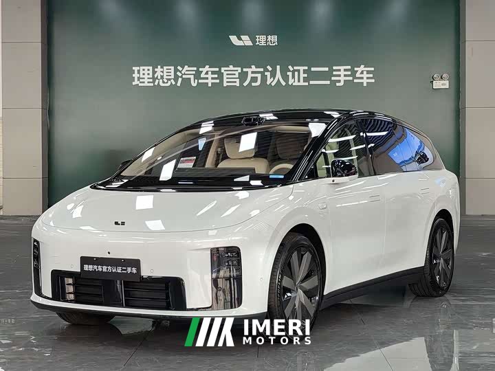 Li Auto i8 Standard Edition - ავტომობილი ჩინეთიდან