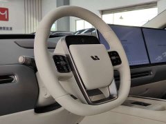 Li Auto i8 Standard Edition - ფოტო 9