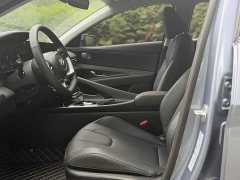 Hyundai Elantra 1.5L CVT Luxury - ფოტო 13