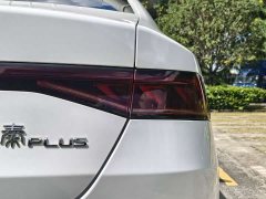 BYD Qin Plus DM-i 120KM Luxury - ფოტო 9