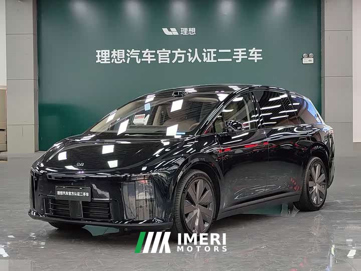 Li Auto i8 Standard Edition - ავტომობილი ჩინეთიდან
