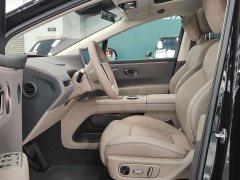 Li Auto i8 Standard Edition - ფოტო 2