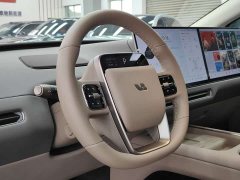Li Auto i8 Standard Edition - ფოტო 4
