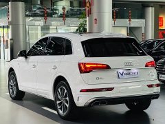 Audi Q5L Facelift 40T Luxury Sport - ფოტო 9