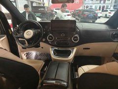 Mercedes-Benz Vito 2.0T Elite 7-Seater - ფოტო 3