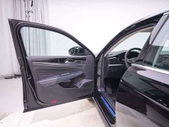 Volkswagen Passat Outstanding Edition 380TSI Dragon Ascendant Version - ფოტო 15