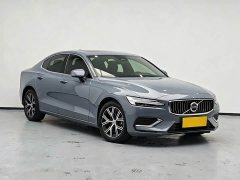 Volvo S60 B4 Smart Luxury Edition - ფოტო 3