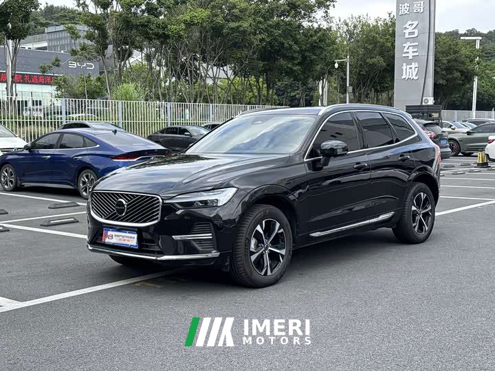 Volvo XC60 B5 AWD Smart Luxury Edition