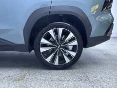 Geely Boyue L Fourth Generation 1.5TD DCT Jinxiu - ფოტო 17