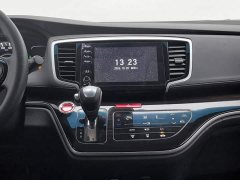 Honda Odyssey 2.0L Sharp Comfort Edition - ფოტო 12