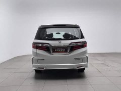 Honda Odyssey 2.0L Sharp Comfort Edition - ფოტო 4
