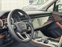 Audi Q7 55 TFSI quattro S line Sport - ფოტო 4