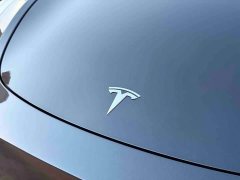 Tesla Model Y Rear-Wheel Drive - ფოტო 7